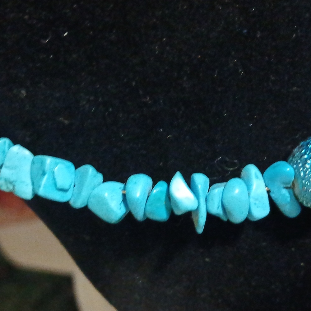 Turquoise Beaded Necklace with Elephant Pendant - Picture 4 of 4
